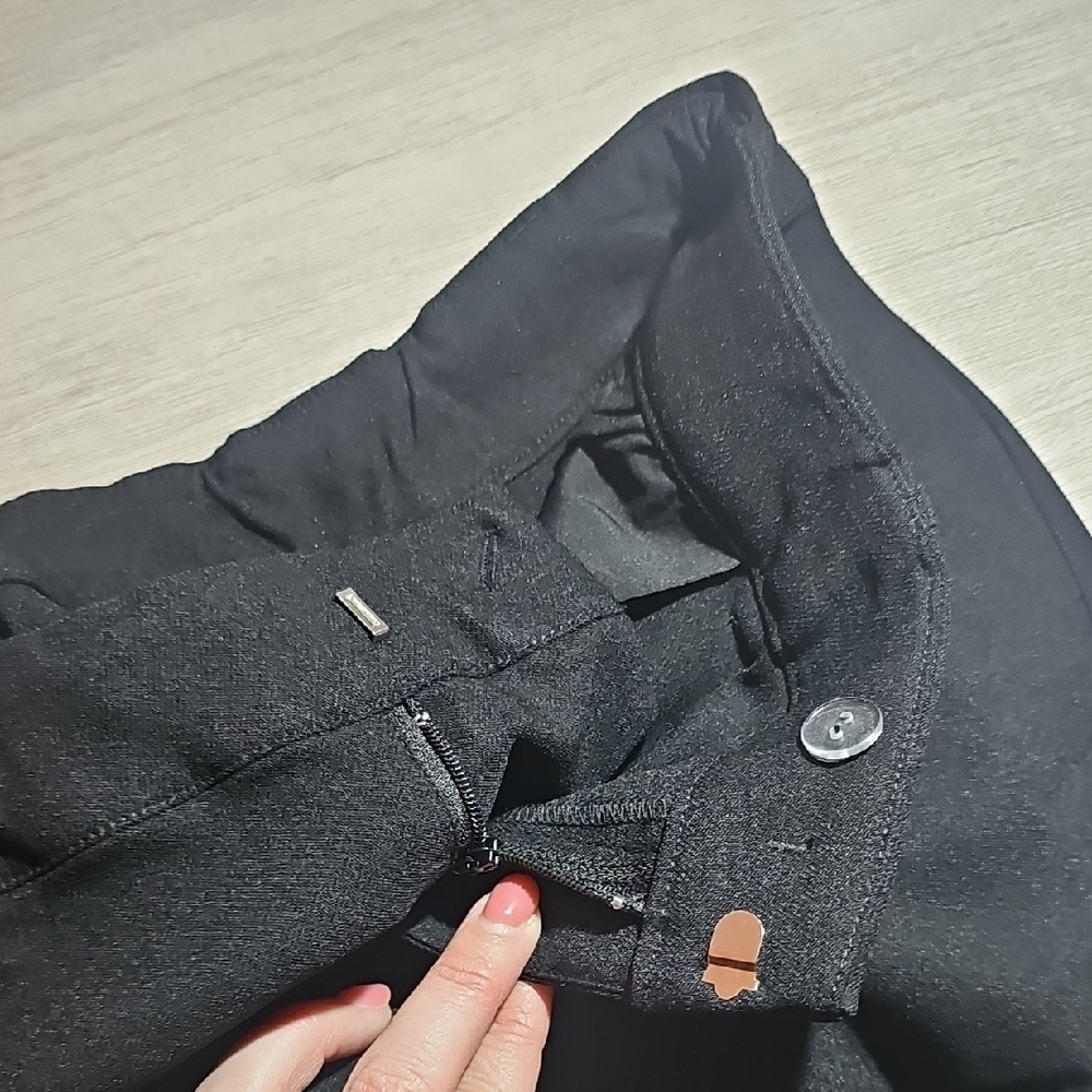 HALARA Black Nylon Pants - Picture 3 of 4